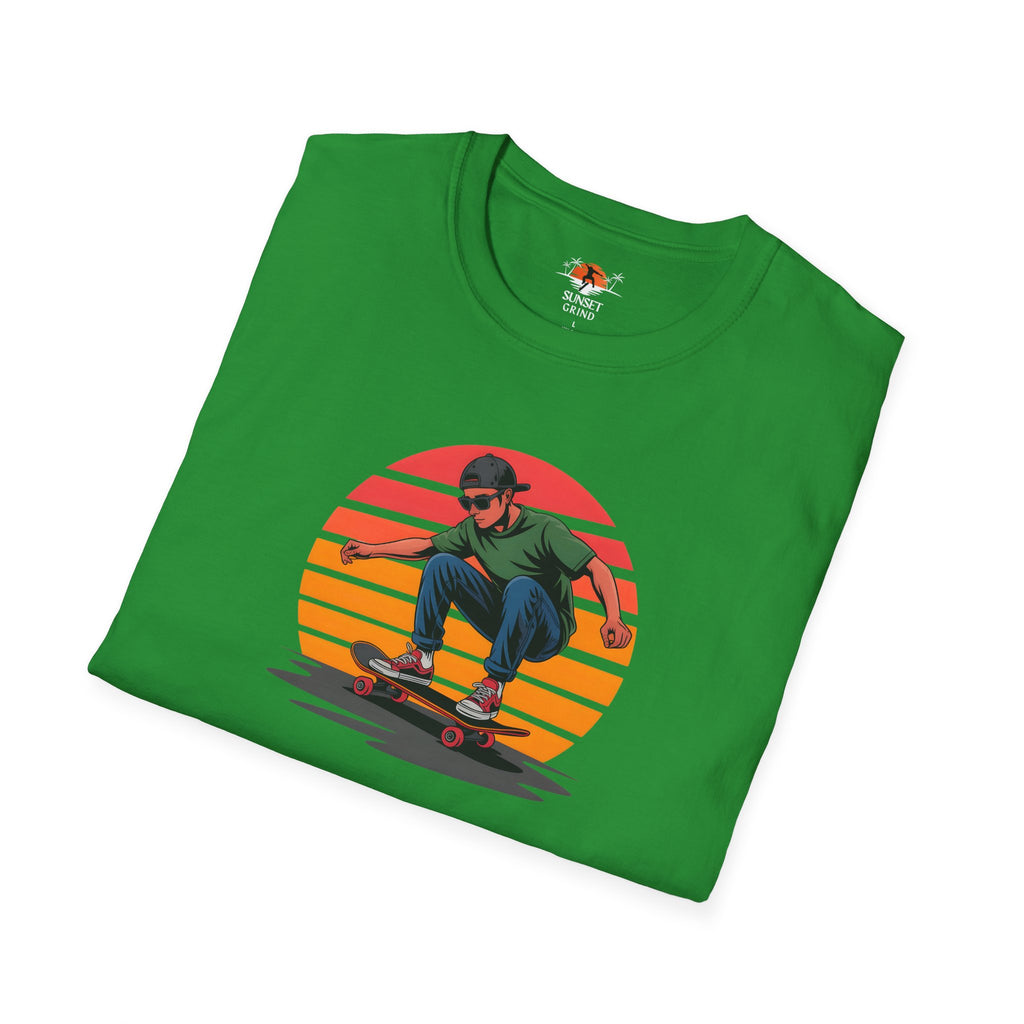 SKATEBOARDING VINTAGE RETRO SUNSET T-Shirt