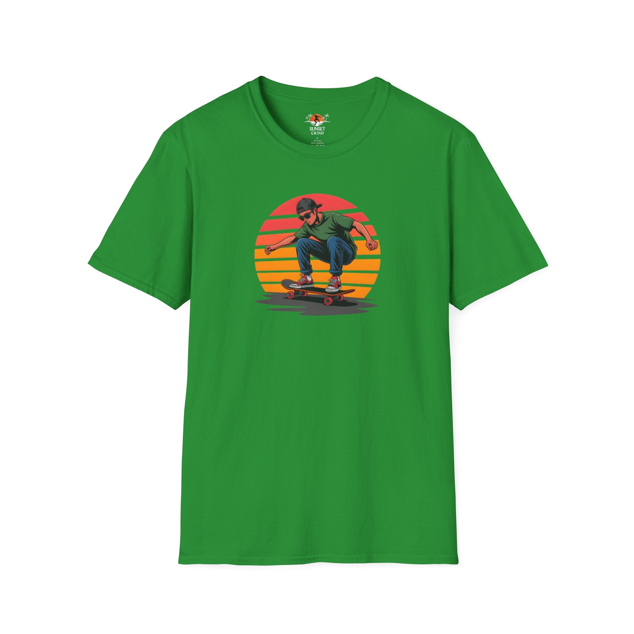 SKATEBOARDING VINTAGE RETRO SUNSET T-Shirt